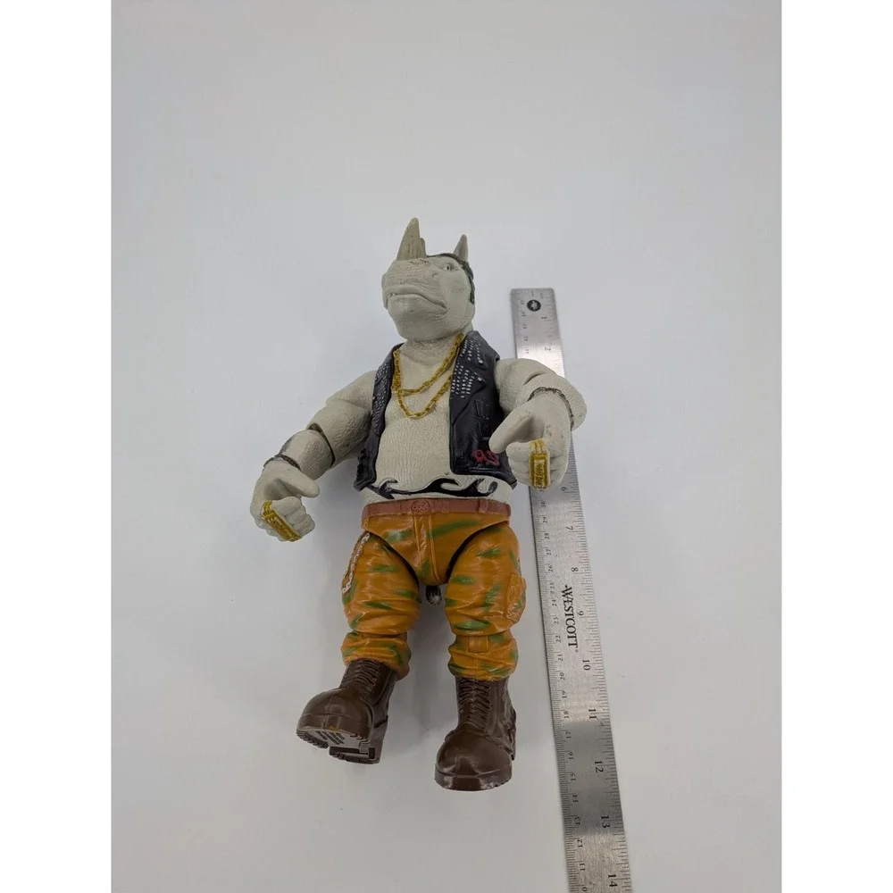 2015 Teenage Mutant Ninja‎ Turtles Rock Steady Out of the Shadows Action Figure